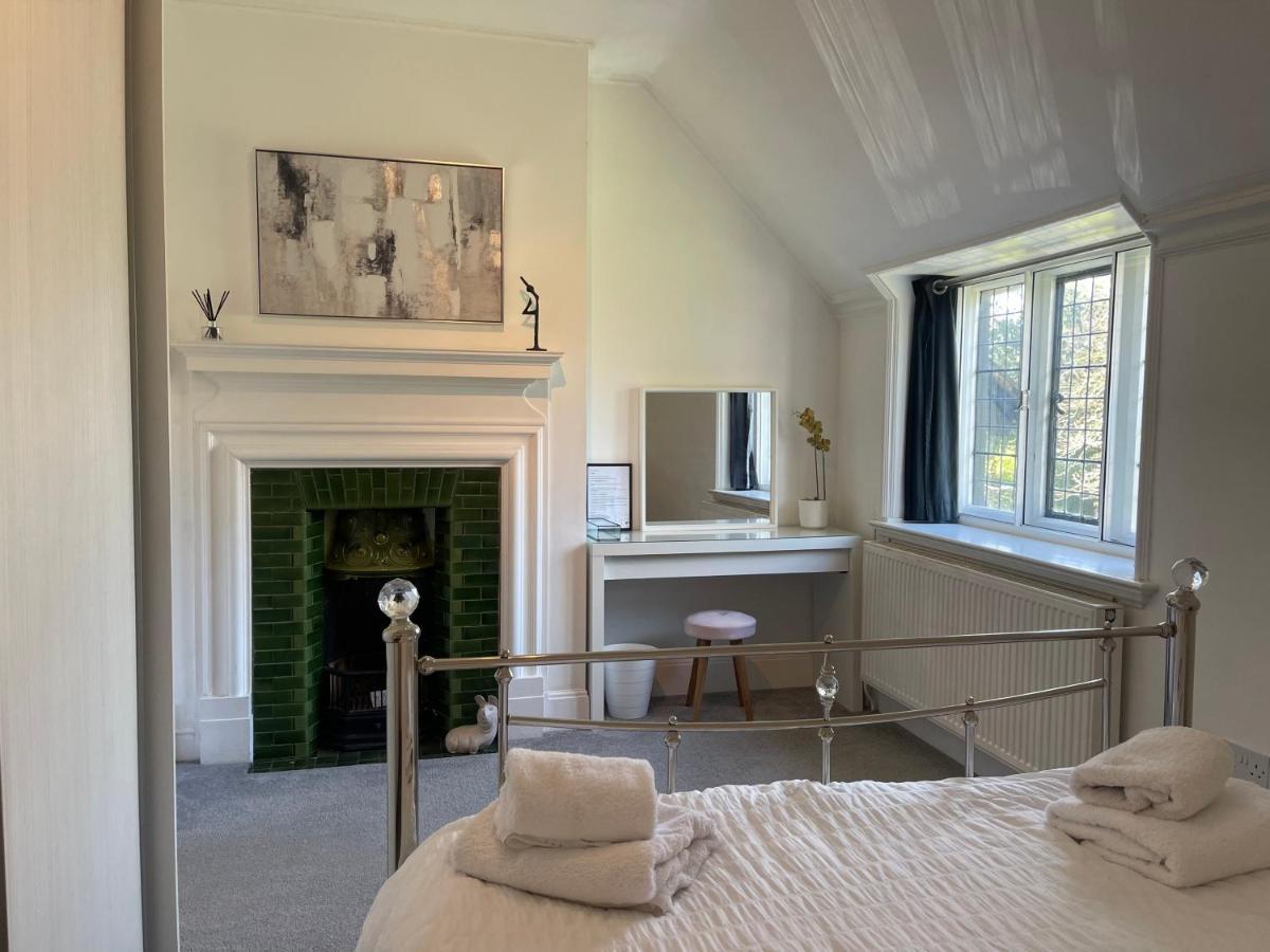 Thornton House Private Country House Thornton Hough Entire House Sleeps 6 Wirral Exterior photo