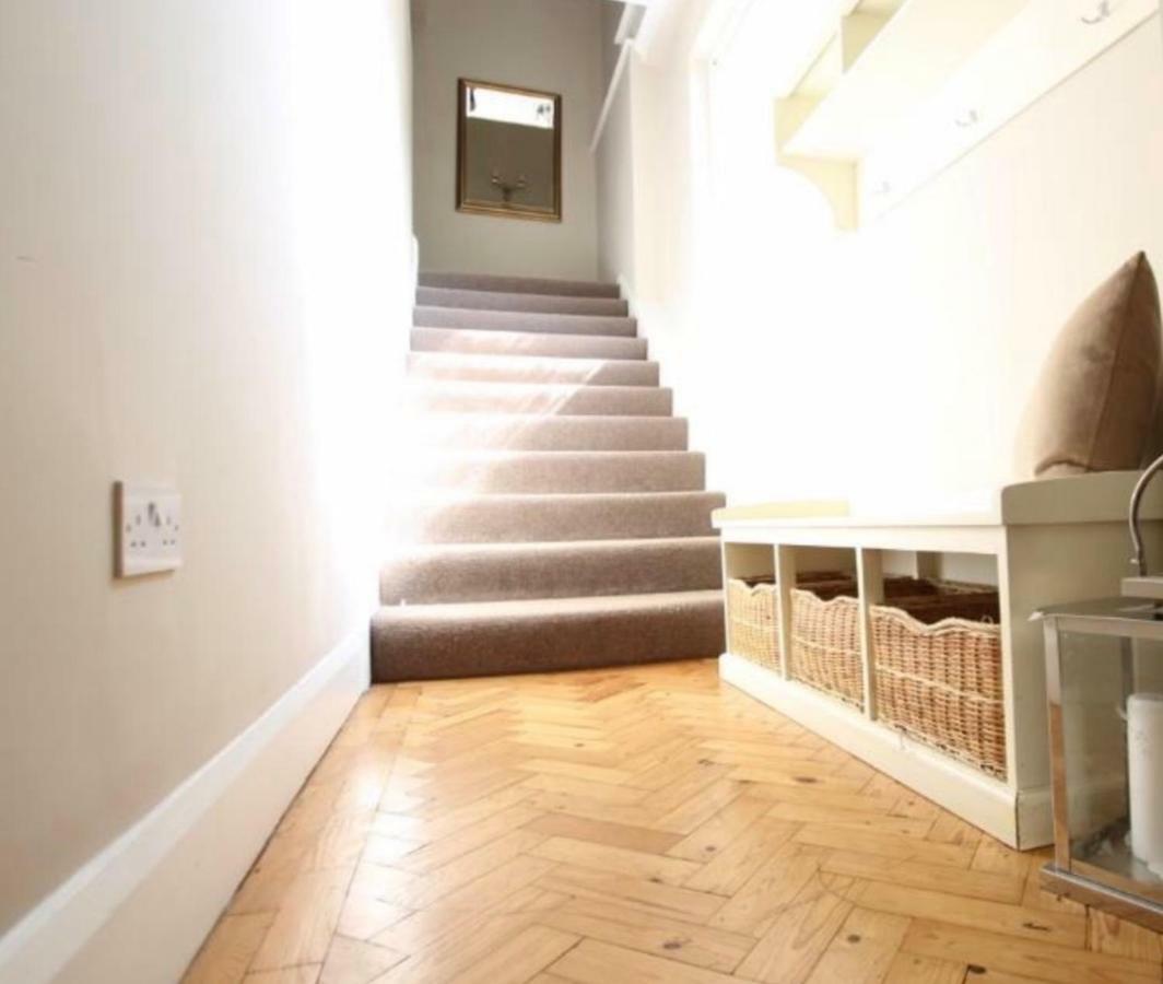 Thornton House Private Country House Thornton Hough Entire House Sleeps 6 Wirral Exterior photo